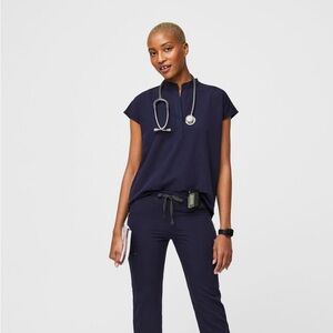 Figs Rafaela Oversized Scrub Top